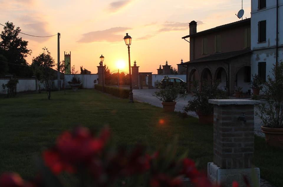 Volivia Relais Bed & Breakfast Pegognaga Exterior foto